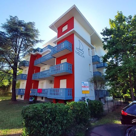Condominio Ivelca Lignano Sabbiadoro Buitenkant foto
