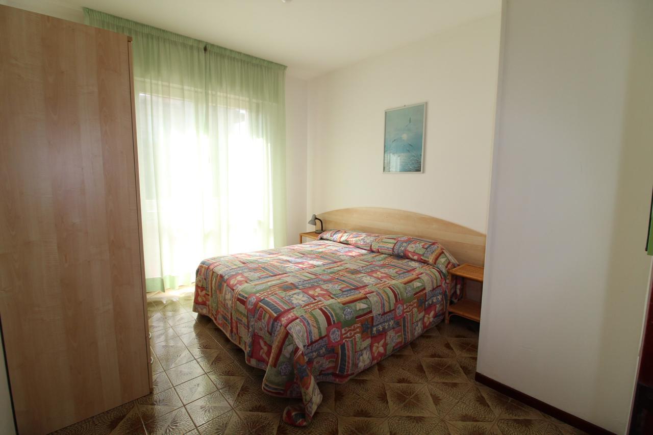 Condominio Ivelca Lignano Sabbiadoro Buitenkant foto
